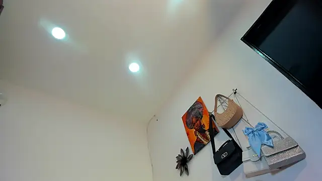 Živý XXX chat MiaEvans0
