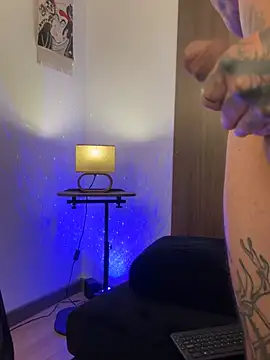 XXX chat uživo modela te_para_dos