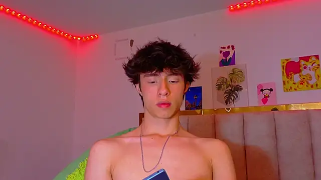 Juanmres élő XXX-chatje
