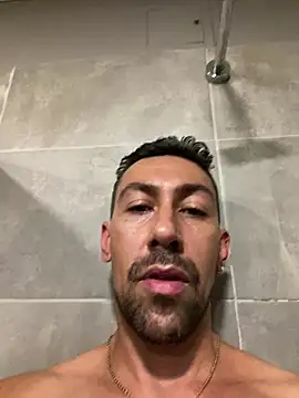 dantedesirexx Adlı Modelin Canlı XXX Sohbeti