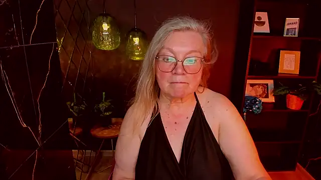 NataliMellow live XXX chat