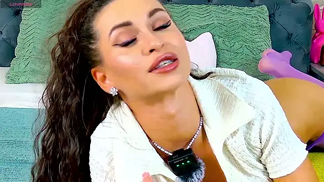 Chatroom XXX en direct de GoldCherry7