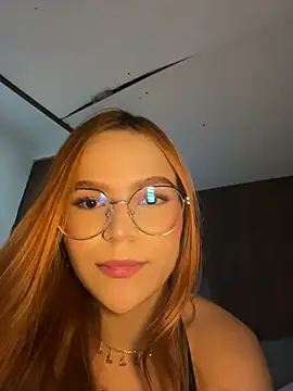 VictoriaLasse's Live XXX Chat