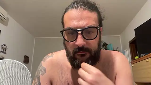 beardo85 即時 XXX 聊天