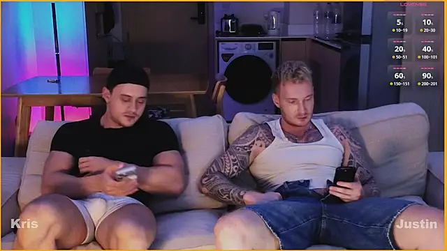 Chat XXX en directo de Justin_Hardy