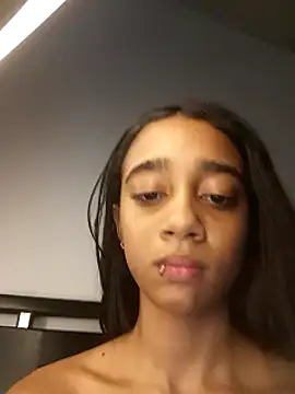Živý XXX chat Zoe_Sweett18