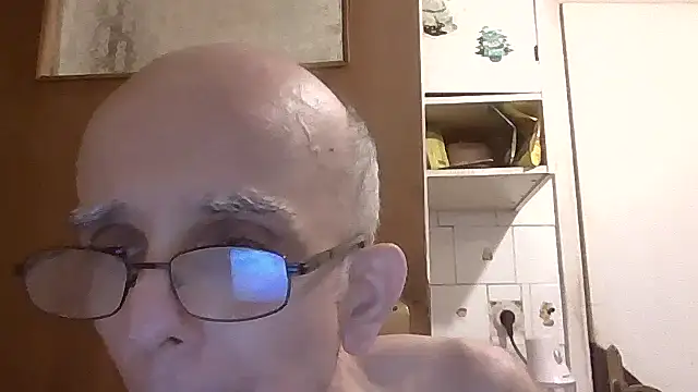 mariusica1@xh Live XXX Chat