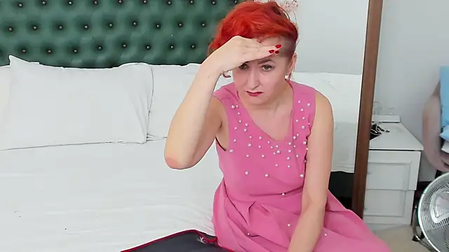 دردشة IvyHotFoxy الجنسية المباشرة