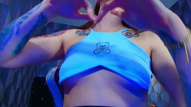 Chat +18 de LiaHarryis ao vivo