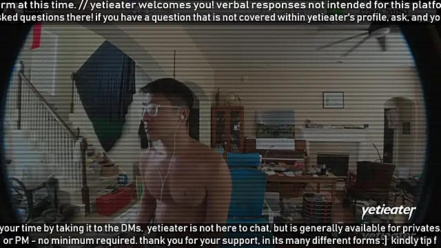 Živý XXX chat yetieater