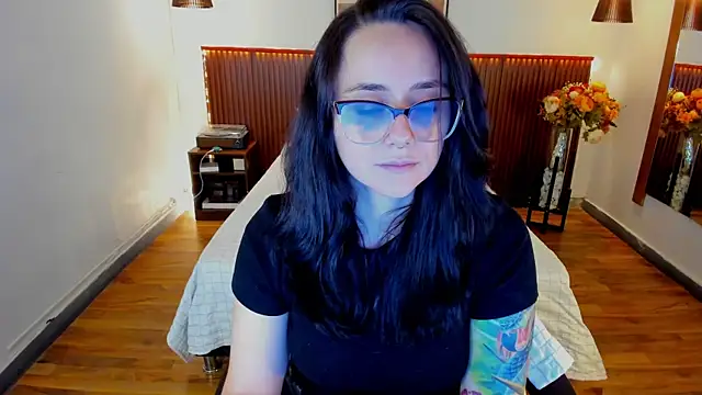 KatherineBond's Live XXX Chat