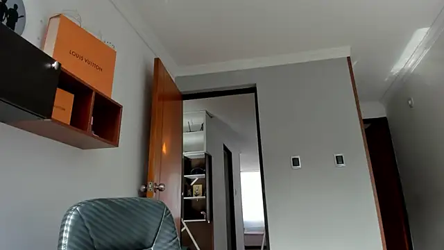 LilyGarcia Adlı Modelin Canlı XXX Sohbeti