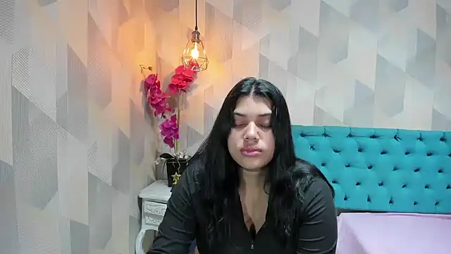 Czat XXX na żywo – LindaBreeS