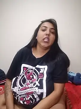 Indianplaybunnyxx: онлайн-секс-чат