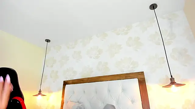 IRISCLARK1 Chat XXX live