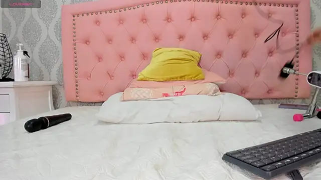 Princsgirl_ লাইভ XXX চ্যাট