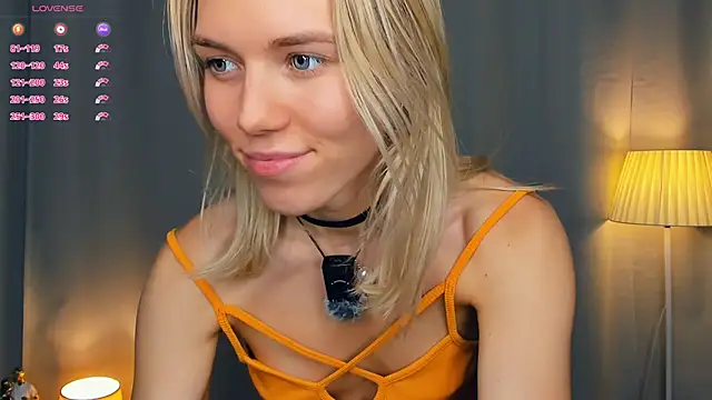 DianeHonnette live XXX chat