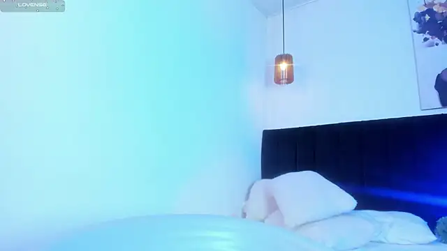 dolly_zoeのライブXXXチャット