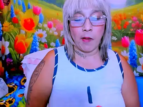 indianroxy 即時 XXX 聊天