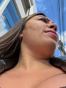 LIZ-06_'s Live XXX Chat