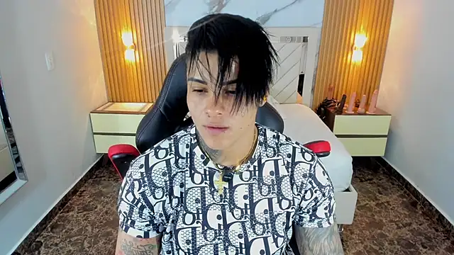 KAROLLJONES1 现场XXX聊天