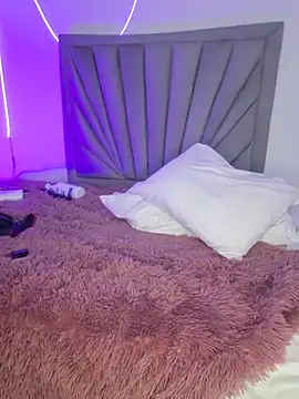 Fiorela_1 Adlı Modelin Canlı XXX Sohbeti
