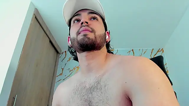 ElianKeiser Chat XXX live