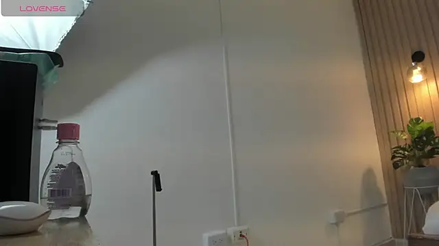 valeryn__rosse élő XXX-chatje