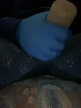 XXX chat uživo modela GusanoDelicioso