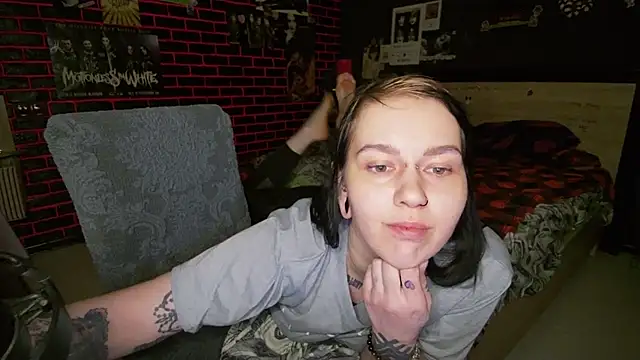 MessalinaOfficial Adlı Modelin Canlı XXX Sohbeti