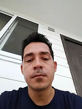 دردشة Gabriel_leon33 الجنسية المباشرة