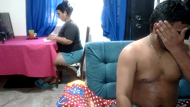 Boycuriousxxx Obrolan Langsung XXX