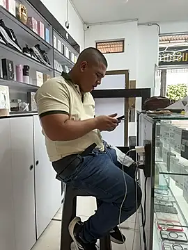Patricio_02 XXX чат на живо