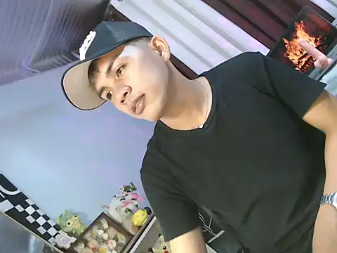 Chatroom XXX en direct de urhot_chany