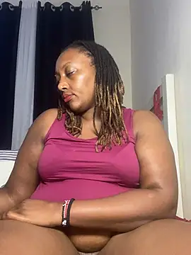 FREAKYBBW_001 Adlı Modelin Canlı XXX Sohbeti