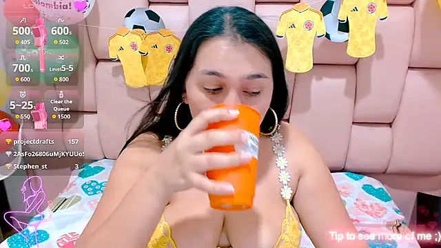 nikol_hot18's Live XXX Chat
