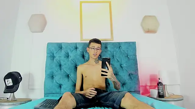 asher_lux Chat XXX live