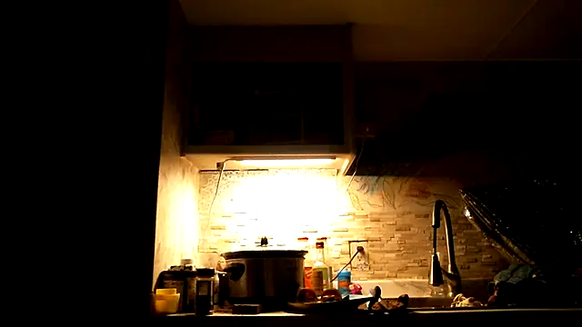 XXX chat uživo modela SexyB214