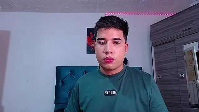 Randy_horny – Naživo XXX chat