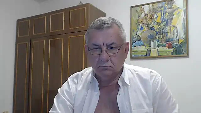 Онлайн чат XXX machomale3