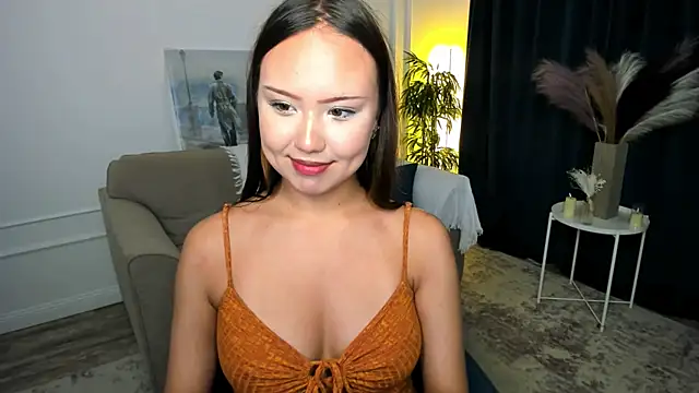 GlowMe XXX чат на живо