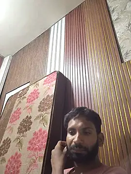 Akki-101 live XXX chat