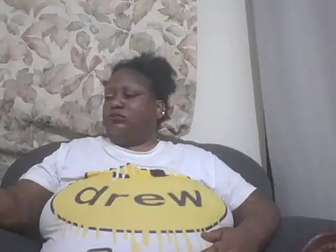 fat_ebonyqueen Obrolan Langsung XXX
