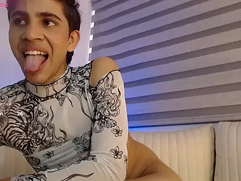 joshua_saenz_ Webcam-Show