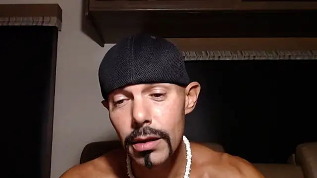 ThickD2C: απευθείας συνομιλία ΧΧΧ