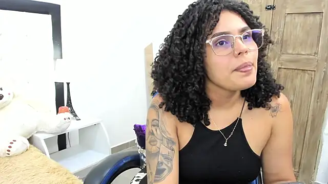 Chat XXX en directo de Cheila-Carter