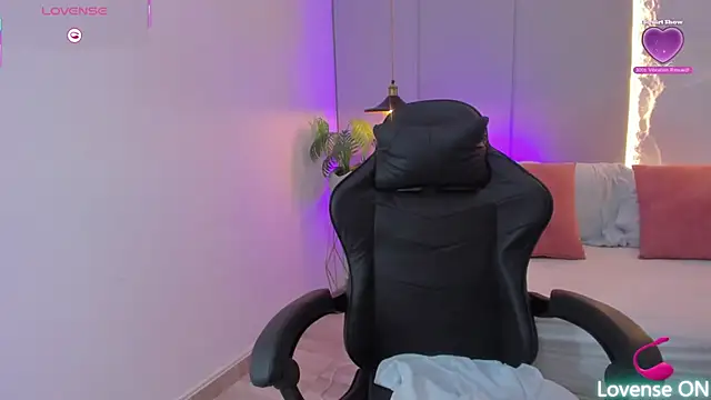 Онлайн чат XXX isabella_florez
