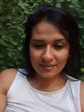 elena_jonees Chat XXX in diretta