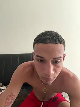 friends_lust_latin's Webcam Show