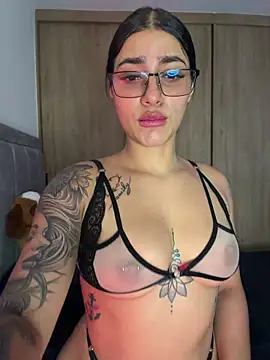 Онлайн чат XXX AlannaEvons